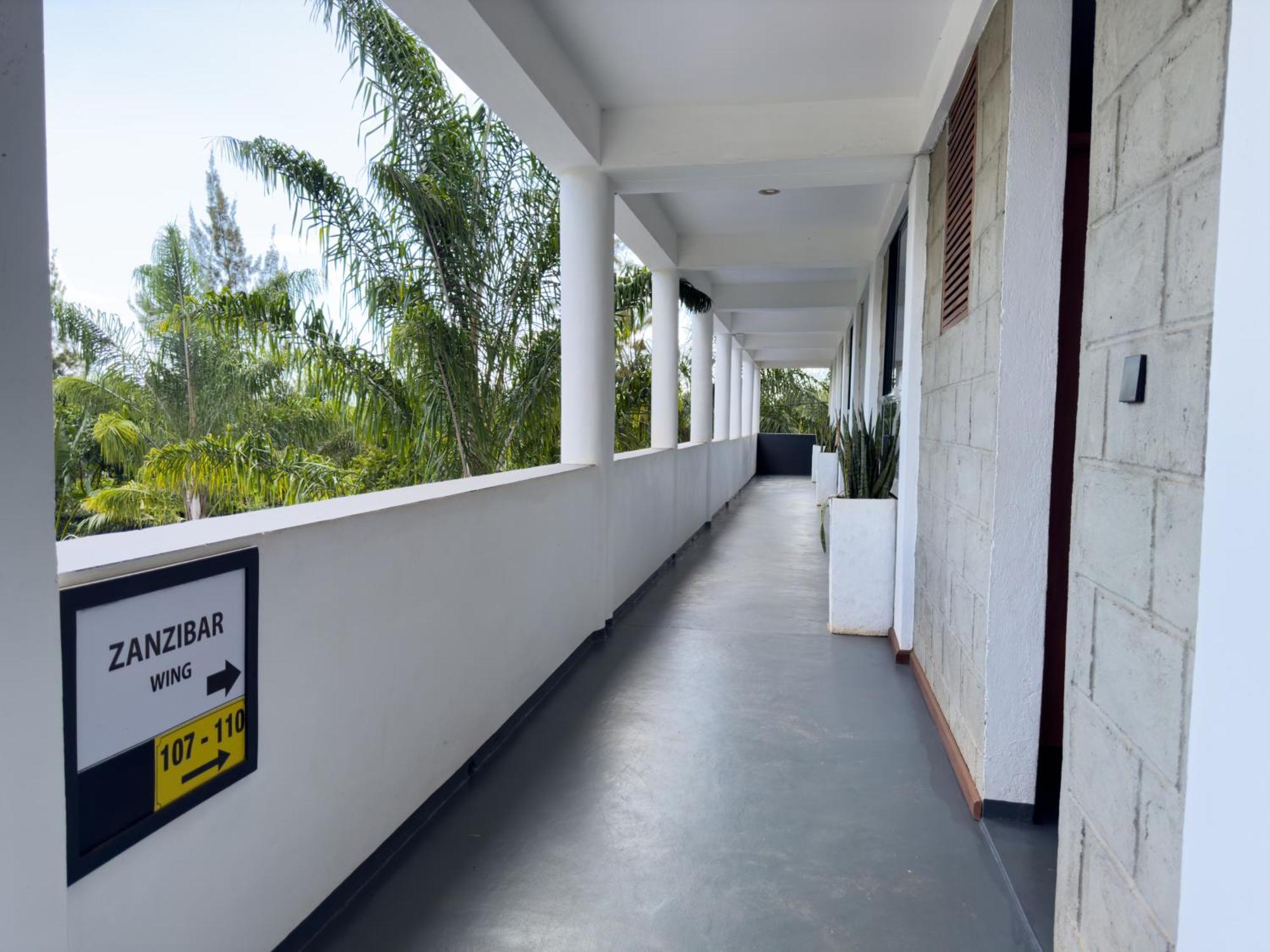 The New Njiro Legacy Hotell Arusha Exteriör bild